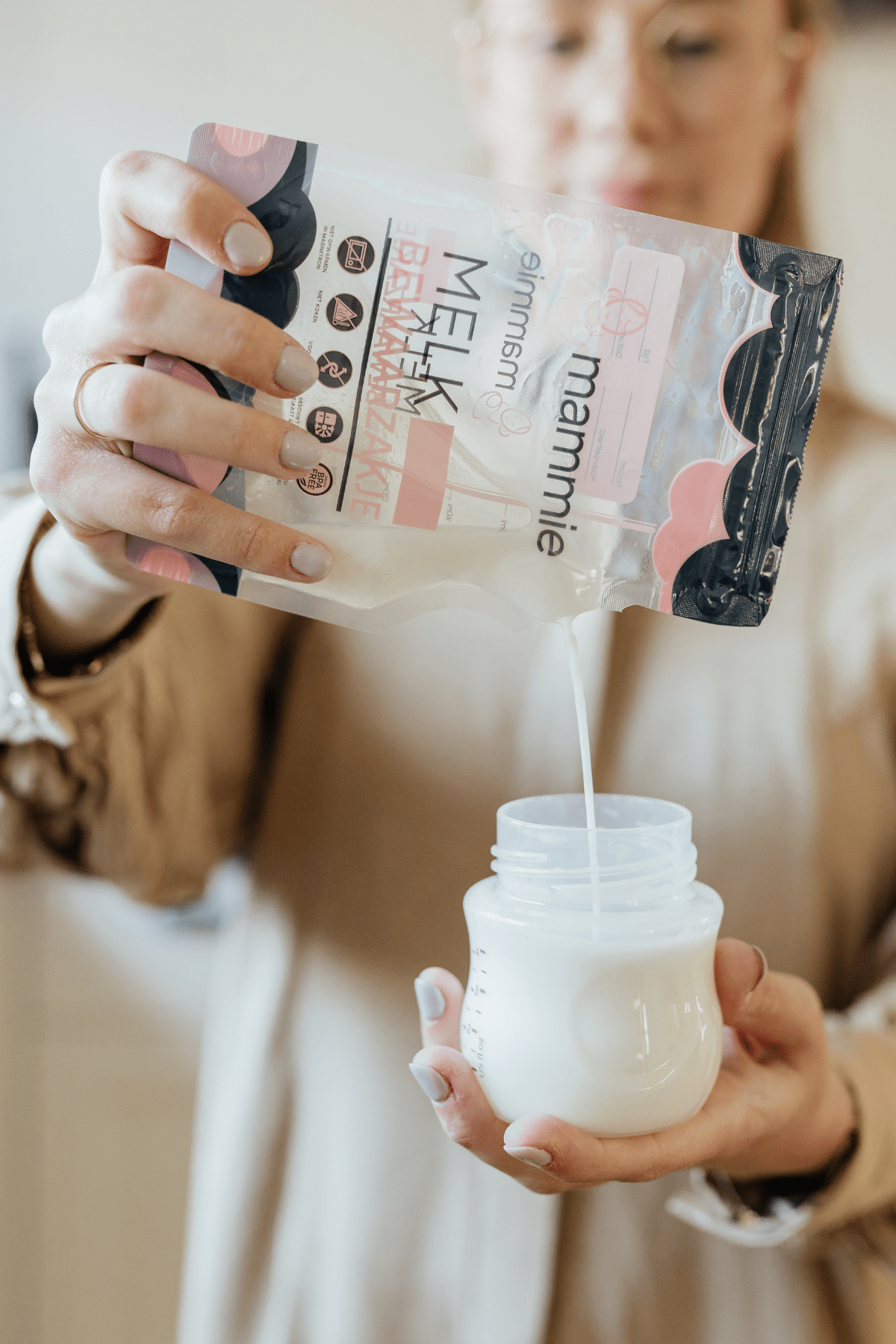 Moedermelk Bewaarzakjes met Schenktuit - 300 ML - BPA vrij - Mammie